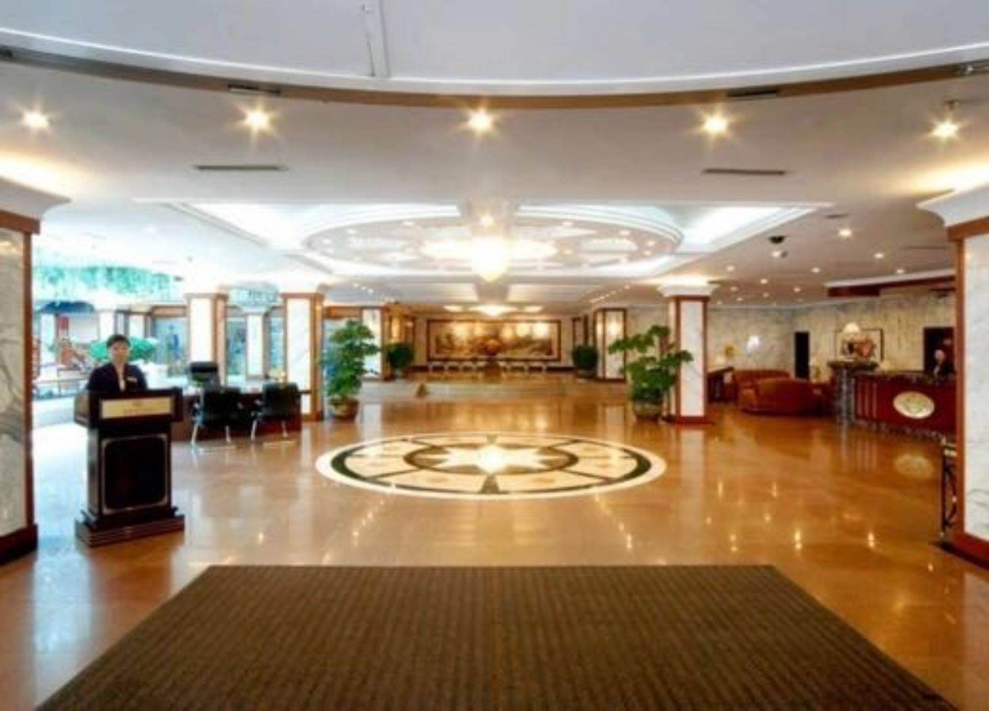 Shenyang Civil Aviation Hotel Exterior photo